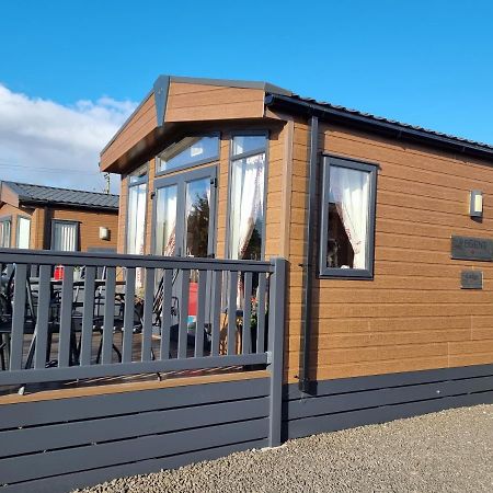 Kimadalyn Villa Forfar Exterior photo